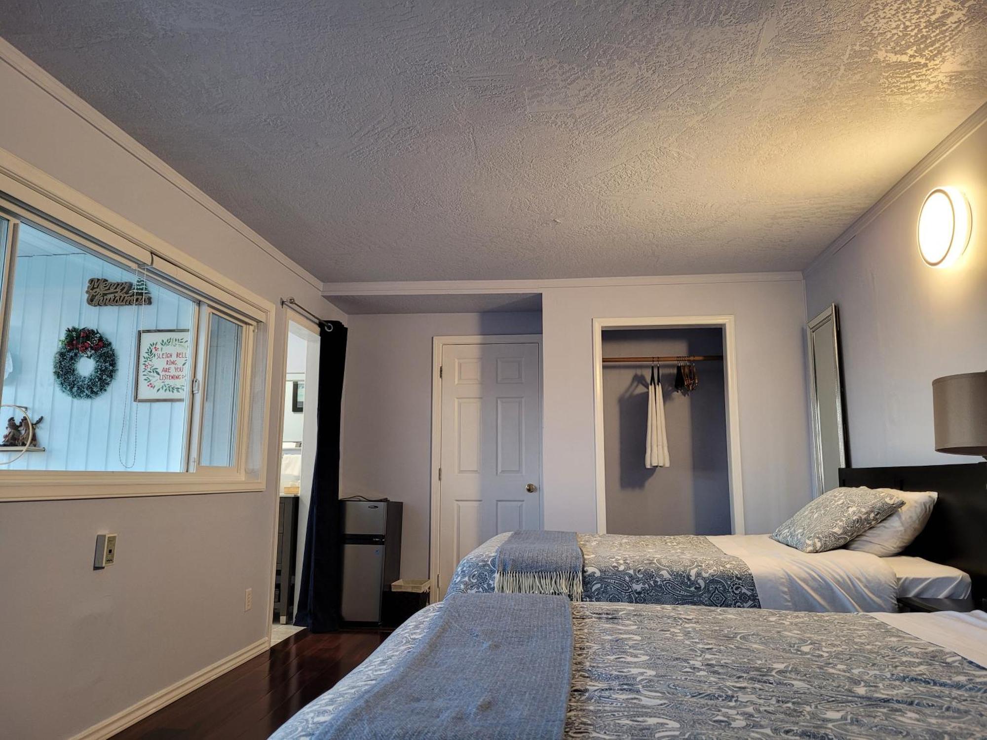 Hov B&B House -Hospitality Ocean View Victoria- Homestay *