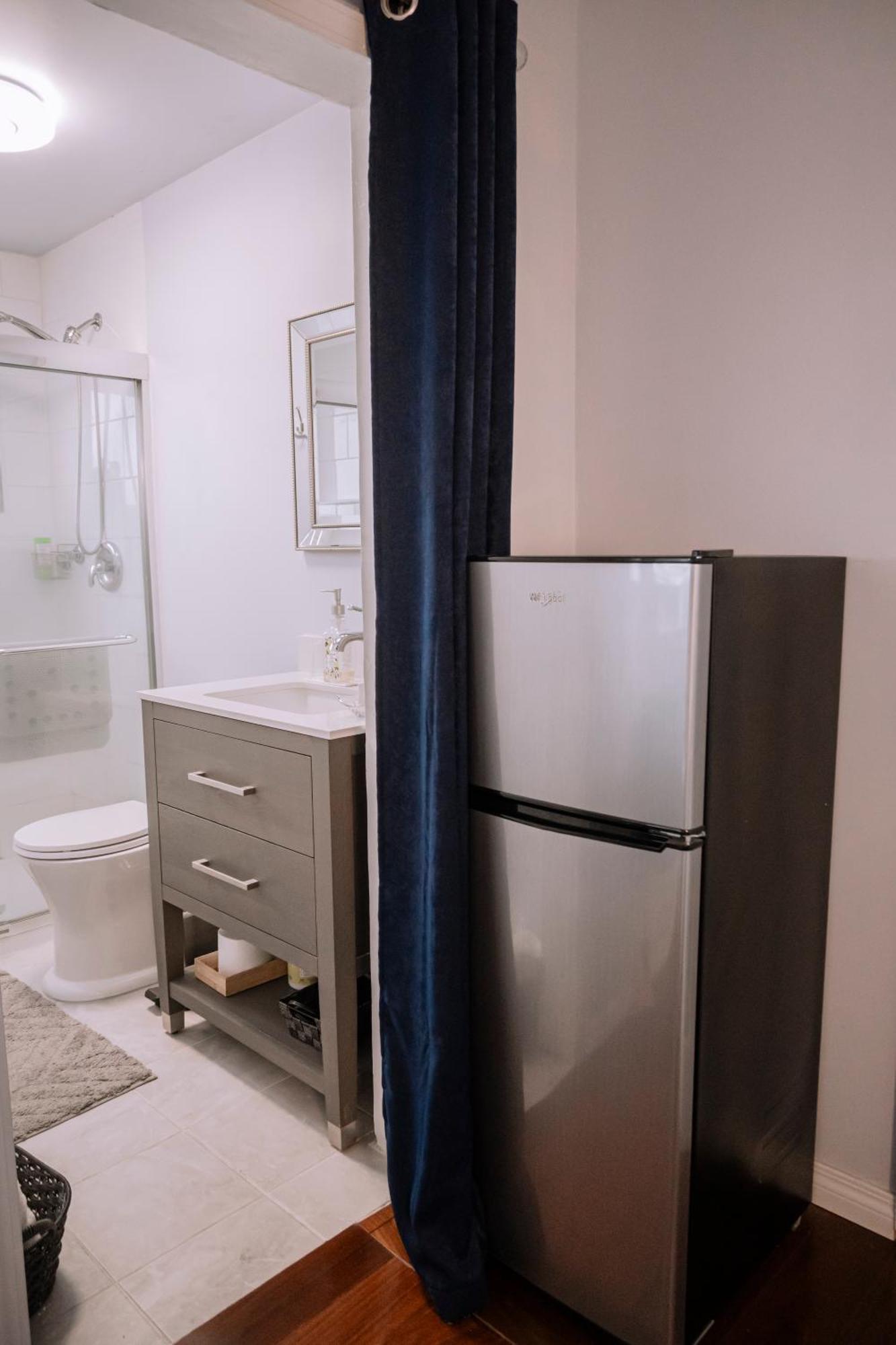 Hov B&B House -Hospitality Ocean View Victoria- *