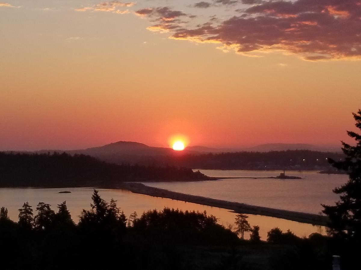 Hov B&B House -Hospitality Ocean View Victoria- Victoria