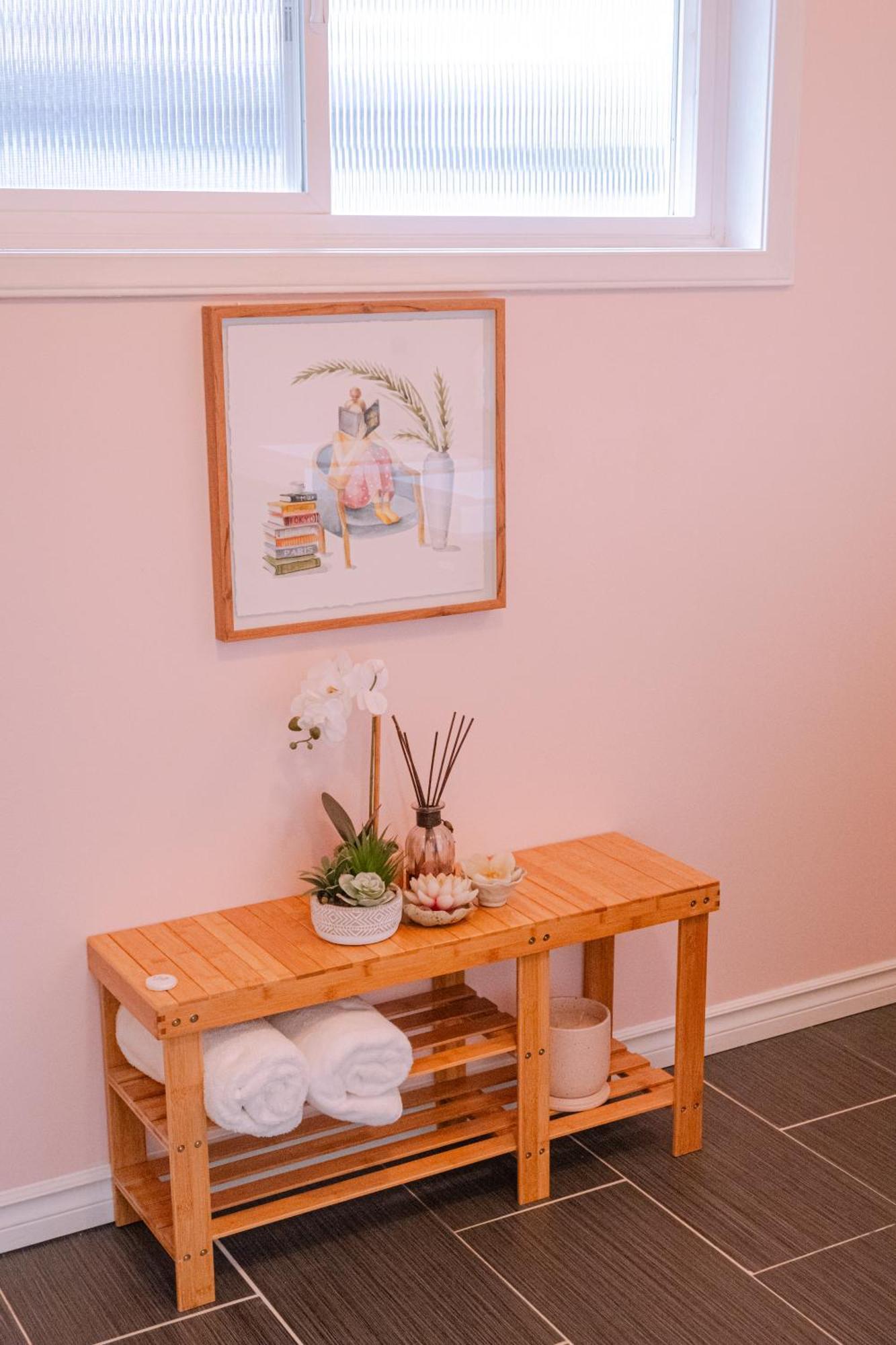 Homestay Hov B&B House -Hospitality Ocean View Victoria- *