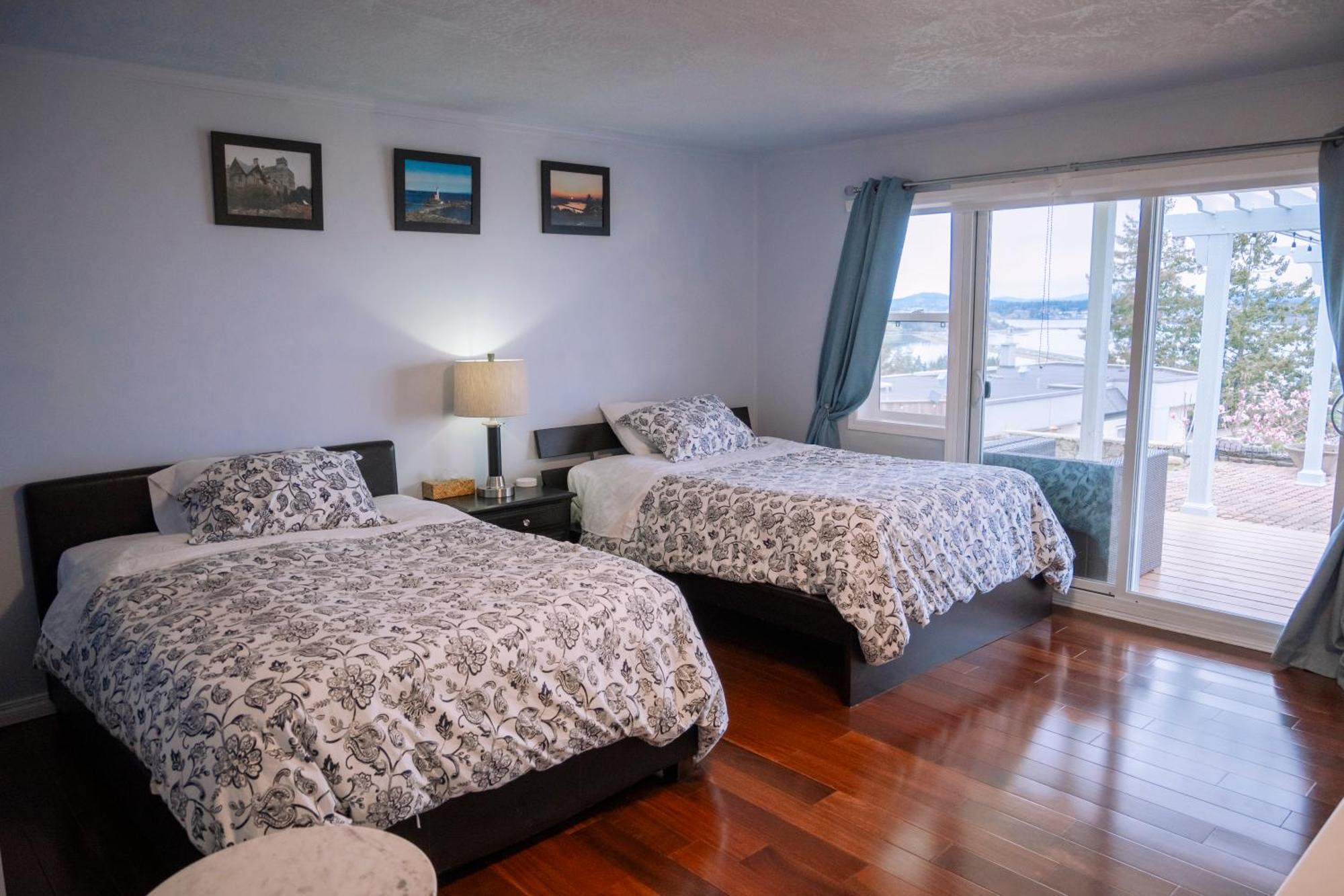 Hov B&B House -Hospitality Ocean View Victoria- Homestay
