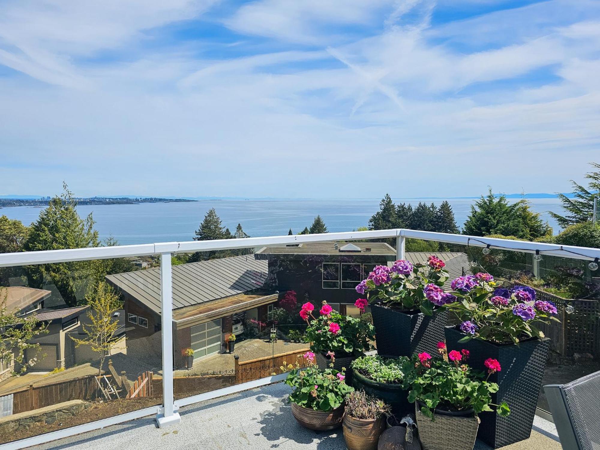 Hov B&B House -Hospitality Ocean View Victoria- Homestay
