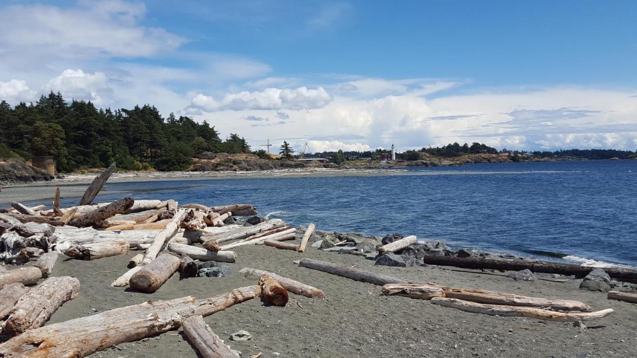 Hov B&B House -Hospitality Ocean View Victoria- Homestay Victoria